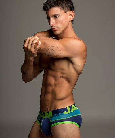 JAM - Brief