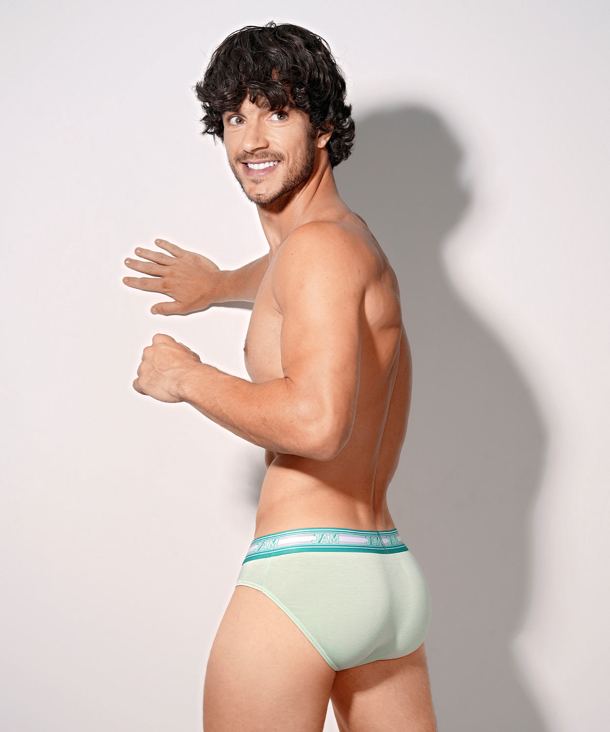JAM - RAQUET - Brief