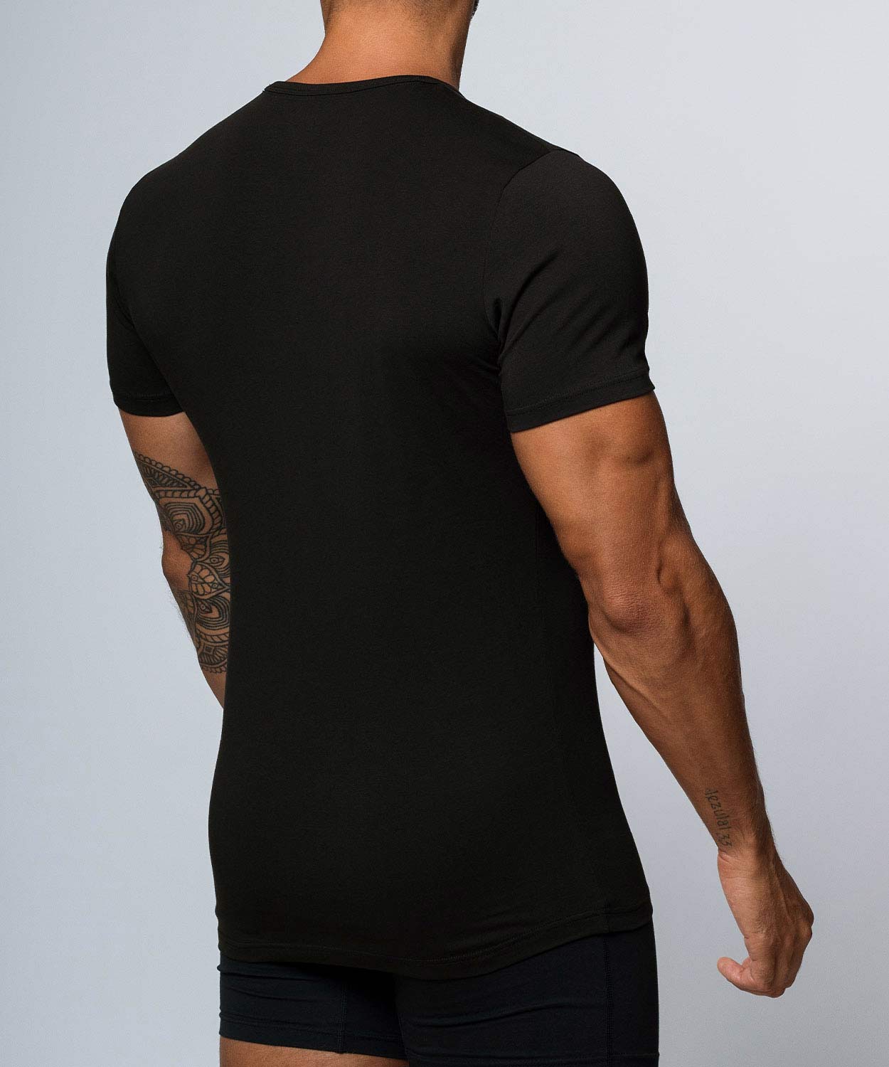 T-Shirt Crew Neck - Essentials