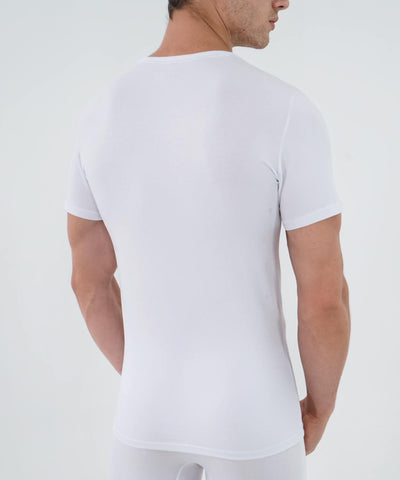 T-Shirt V Neck - Essentials