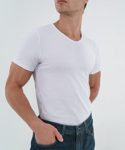 T-Shirt V Neck - Essentials
