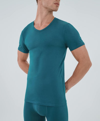 T-Shirt V Neck - Essentials
