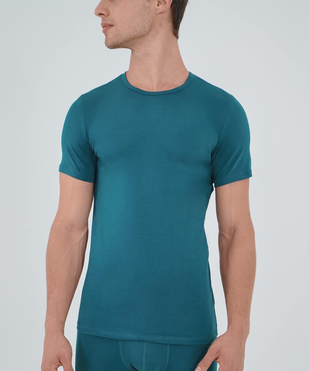 T-Shirt Crew Neck - Essentials
