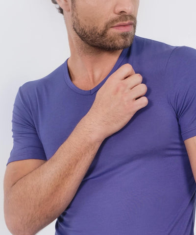 T-Shirt V Neck - Essentials